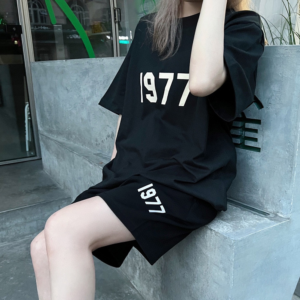 ESSENTIALS 1977 T-Shirt+Shorts